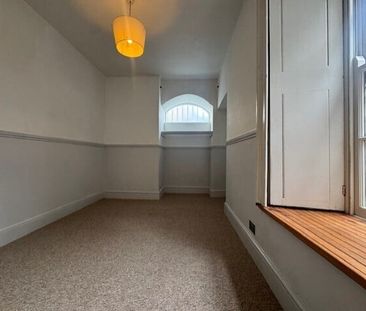 Caledonia Place - Photo 1