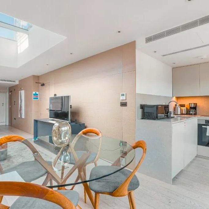 3 Bed Flat, Maddox Street, W1S - Photo 1