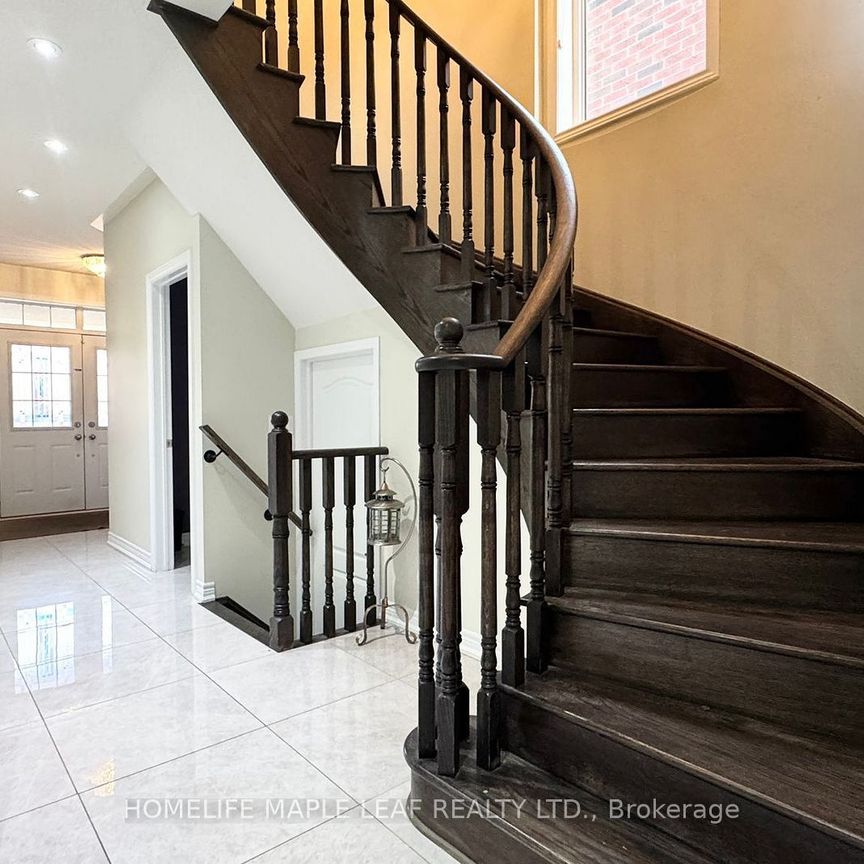 For Lease - 8 Ricardo Road, Brampton, Ontario - Photo 1