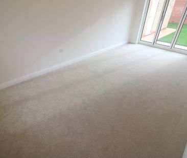 Great Gutter Lane West, Willerby - Photo 1