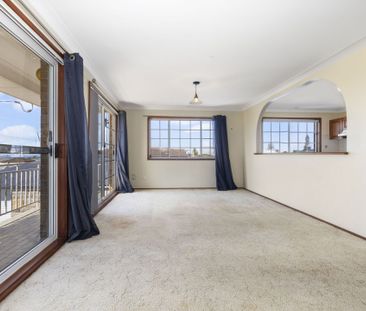 Three Bedroom Home In Blue Bay - Photo 2