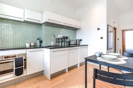 Studio to rent - Photo 5