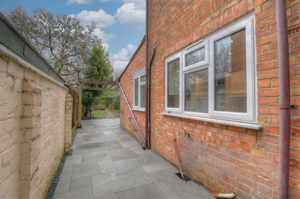 Northwick Road, Evesham - Photo 1