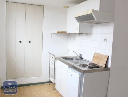 Location Appartement 1 pièce 25m² LILLE 59000 - Photo 4