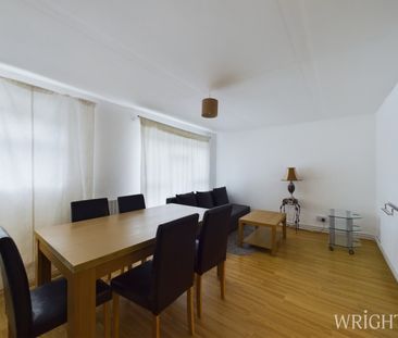 2 bedroom Ground Floor Flat - Haymeads, Welwyn Garden City - Photo 2