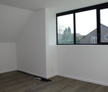 Duplex appartement met groot terras. - Photo 2