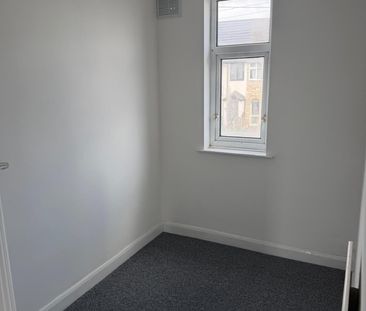 3 Bed Terraced House, Elgar Road, CV6 - Photo 3