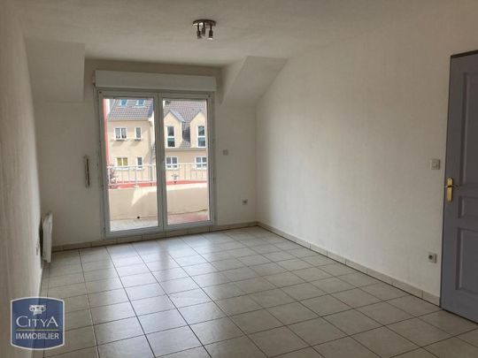 Location Appartement 2 pièces 39m² BAILLEUL 59270 - Photo 1
