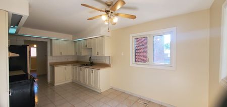 For Lease - 2406 Poplar Crescent Unit# Main, Mississauga, Ontario - Photo 5