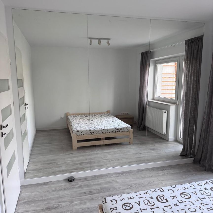 Wynajem mieszkanie 2 pokoje + antresola, kórka, miejsce postojowe, Rzeszów, Al. Wyzwolenia. - Photo 1