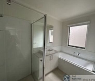 Townhouse with Room to Move - Photo 3