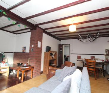 4 bedroom house to rent - Photo 4