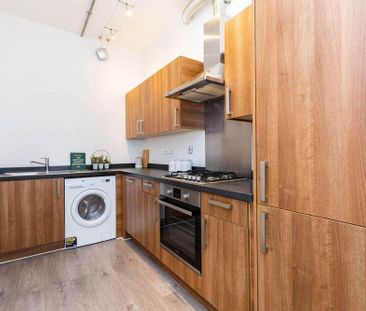 2 bedroom apartment to rent - Photo 3