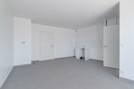 location Appartement T2 DE 40.64m² À NICE - Photo 4