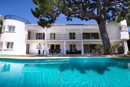 Detached Villa in Sierra Blanca - Photo 2