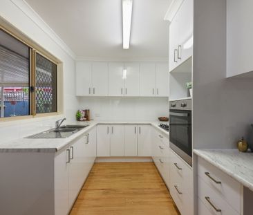 Family Home in Fitzgibbon - Photo 6