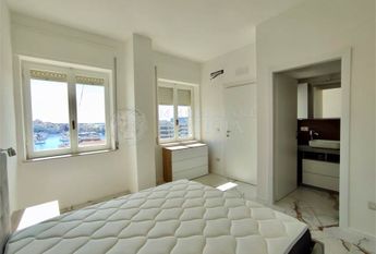 Appartamento con vista mare