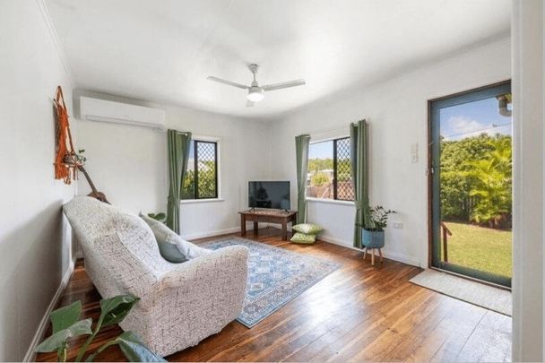 FOR RENT â SPACIOUS 3-BEDROOM HOME ON 809mÂ² IN BEAUTIFUL SLADE POINT - Photo 1