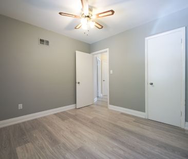 For Lease - 11 Mississauga Road Unit# Upper, Mississauga, Ontario - Photo 1