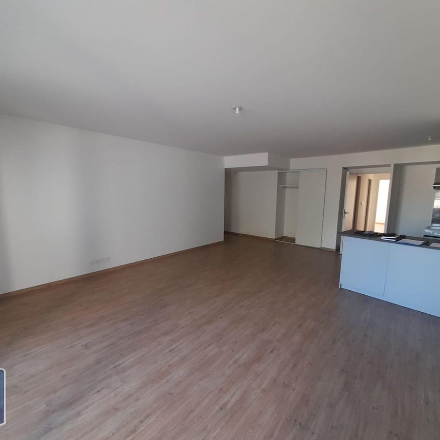 Location Appartement 3 pièces 75m² REZE 44400 - Photo 1