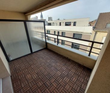 Appartement T2 secteur Moissons dans résidence avec balcon et parking - Photo 3