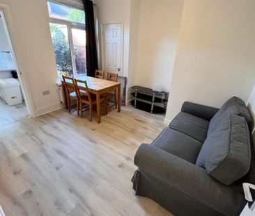 1 bedroom terraced house to rent - Photo 2