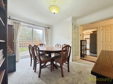 The Hedgerows, CM23, Bishop`S Stortford - Photo 2