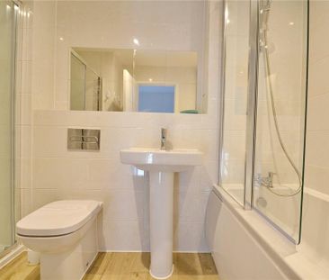 5 bedroom semi-detached house to rent - Photo 3