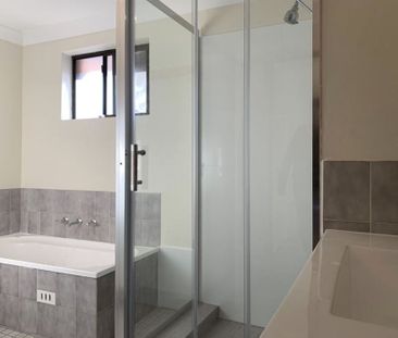 3 Bedroom Townhouse - Photo 4