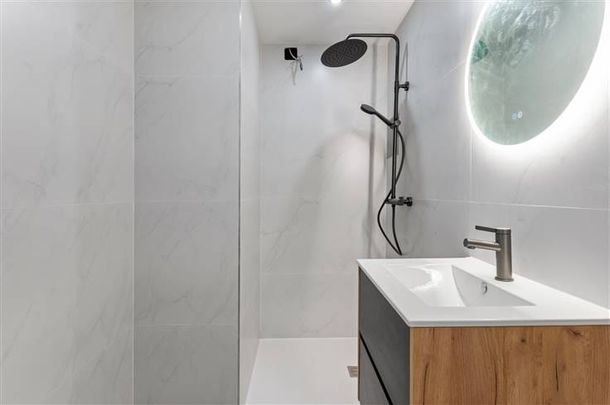 Appartement te huur - Photo 1