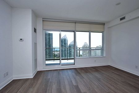 36 Park Lawn Road, Suite 2503 - Photo 2