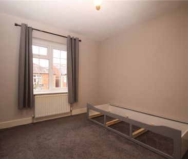 Denzil Road, Guildford, Surrey, GU2 7NG - Photo 2