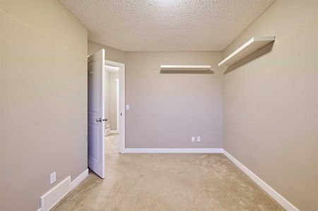 123 Panora Square Northwest, Calgary - Photo 4