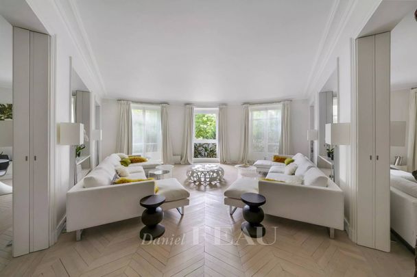 Location appartement, Paris 16ème (75016), 7 pièces, 317 m², ref 86201763 - Photo 1