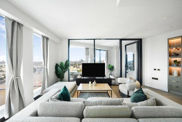 River Park Tower Nine Elms Lane SW8 - Photo 1