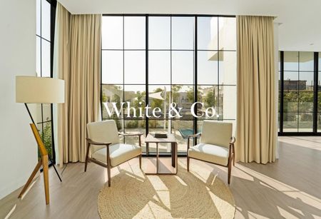 Custom Villa | Private Pool | Furnished - Photo 2