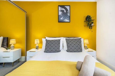 3 bedroom flat share to rent - Photo 2