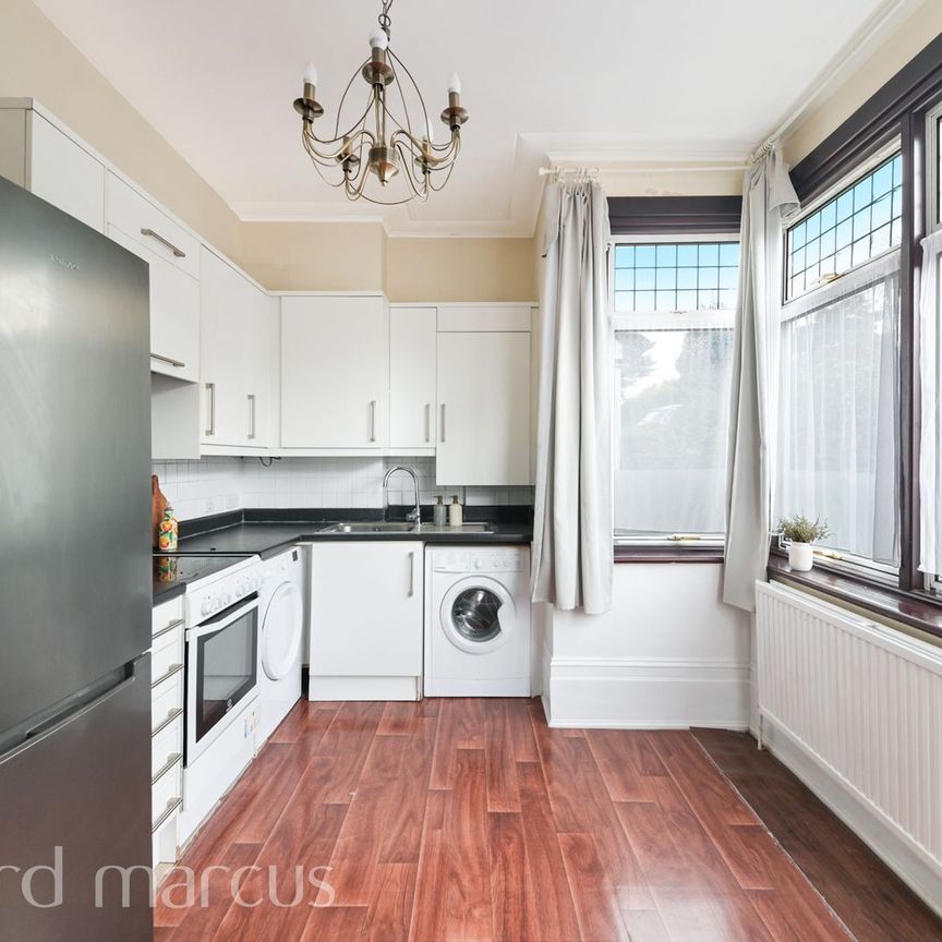 Park Lane, Wallington - Photo 1