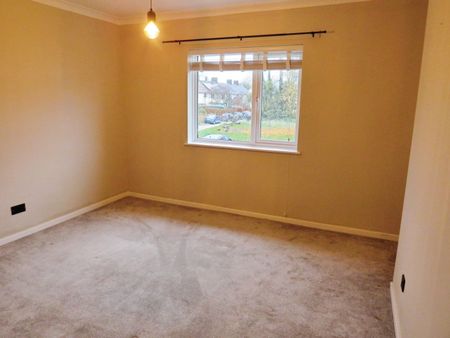 Chestnut Road, Newmarket, Stradishall - Photo 2