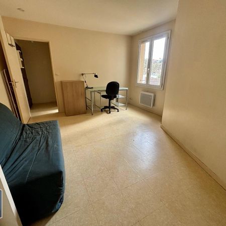 Location Appartement 1 pièce 24m² POITIERS 86000 - Photo 3