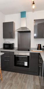 3 bedroom semi-detached house to rent - Photo 3