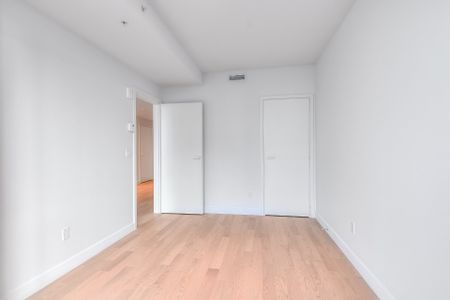 Condo for rent, Montréal (Ville-Marie) - Photo 4