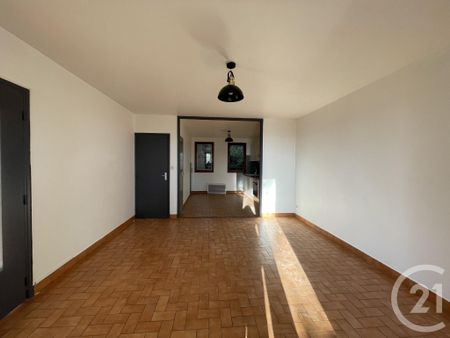 Location Maison 3 pièces 81m² GRAULHET 81300 - Photo 3