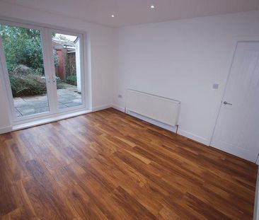 1 bedroom semi-detached house to rent - Photo 4