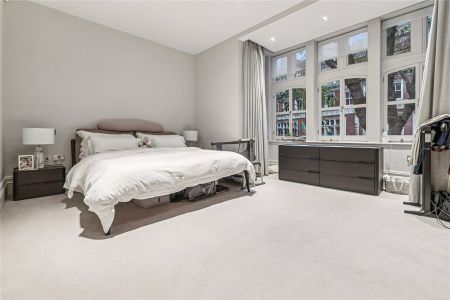 Kensington Court, London, W8 flat to rent - Photo 4