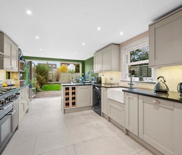 Albany Road, Hersham, KT12 - Photo 6