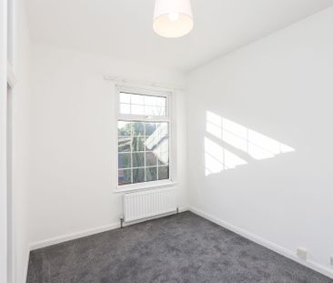 3 bedroom House to rent - Photo 2