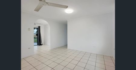 MODERN 3 BEDROOM HOME IN ANNANDALE - Photo 4