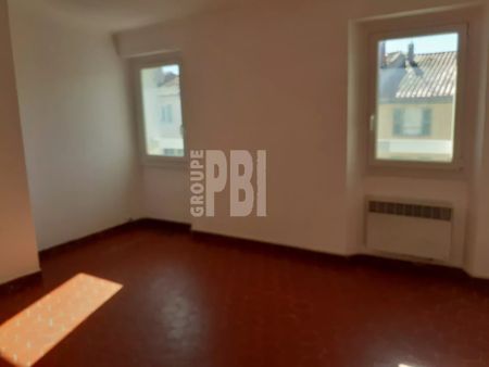 Location Appartement 4 pièces 89m² LA GARDE 83130 - Photo 3
