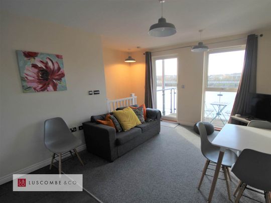 Cambria House - Photo 1